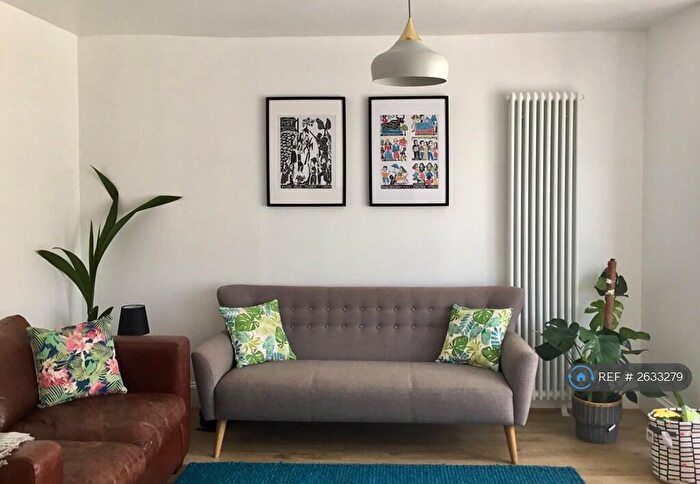 2 Bedroom Flat To Rent In Gordon Road, Margate, CT9