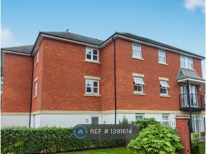 2 Bedroom Flat To Rent In Cirrus Drive, Shinfield, Reading, RG2