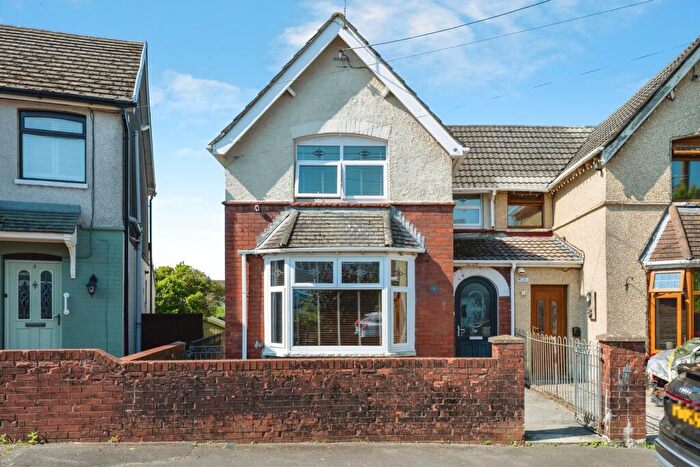 3 Bedroom Semi Detached House For Sale In Garden Crescent, Garden Village, Gorseinon, Swansea, SA4