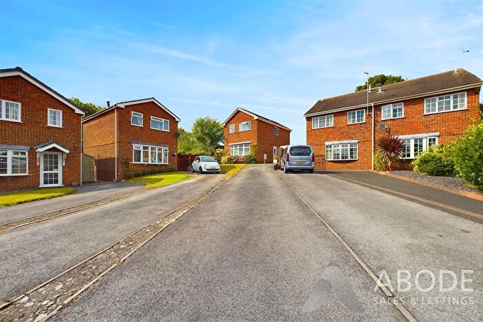 3 Bedroom Detached House To Rent In Mayfield Road, Burton Upon Trent, DE15