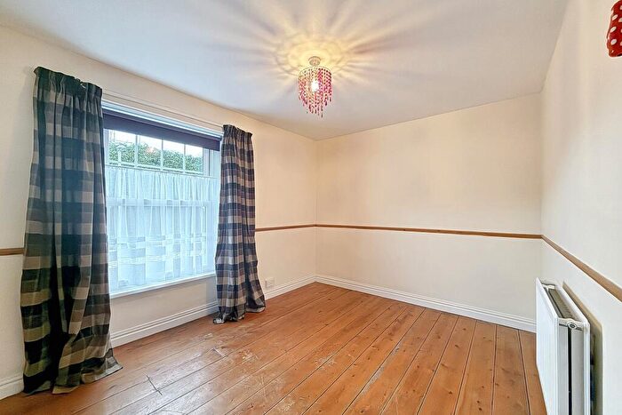 2 Bedroom End Of Terrace House For Sale In Bridport, DT6