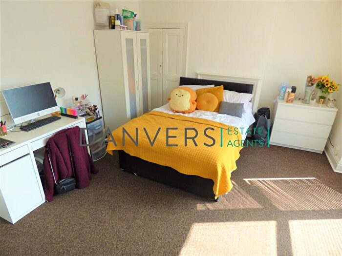 5 Bedroom Terraced House To Rent In Harrow Road, Leicester, LE3