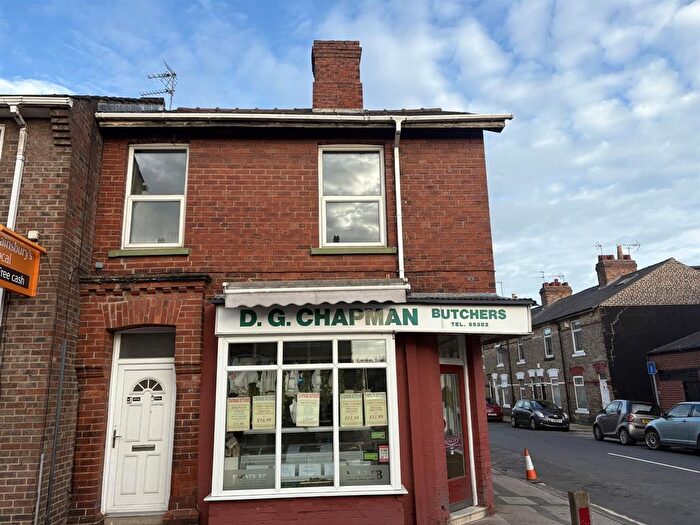 2 Bedroom Flat To Rent In Burton Stone Lane, Burton Stone Lane, YO30