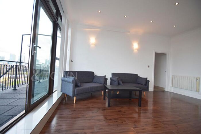 2 Bedroom Apartment To Rent In Copperfield Road, London, E3