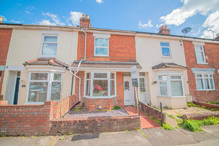 3 Bedroom Terraced House For Sale In High Street, Eastleigh, SO50