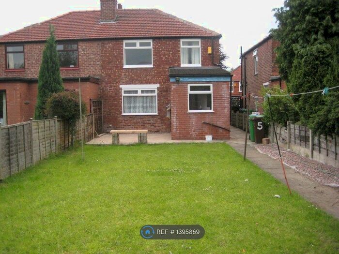 4 Bedroom Semi-Detached House To Rent In Fairholme Road, Manchester, M20