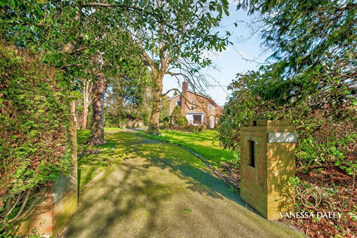 5 Bedroom Detached House For Sale In Durton Lane, Preston, PR3