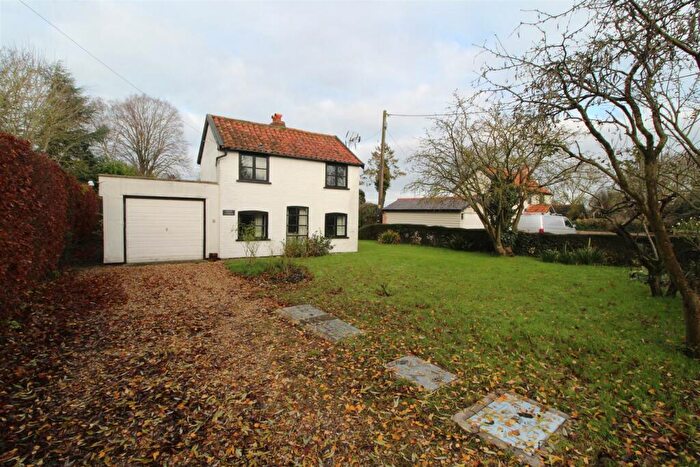 2 Bedroom Detached House For Sale In Windsor Green, Cockfield, Bury St. Edmunds, IP30