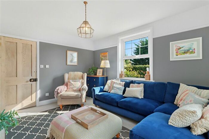 4 Bedroom Detached House For Sale In Station Road, Berwick, East Sussex, BN26