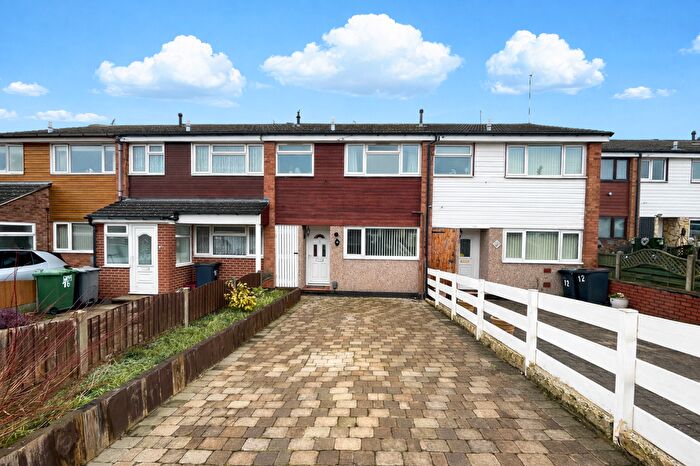 3 Bedroom Terraced House For Sale In Kings Gardens, Bedworth, CV12