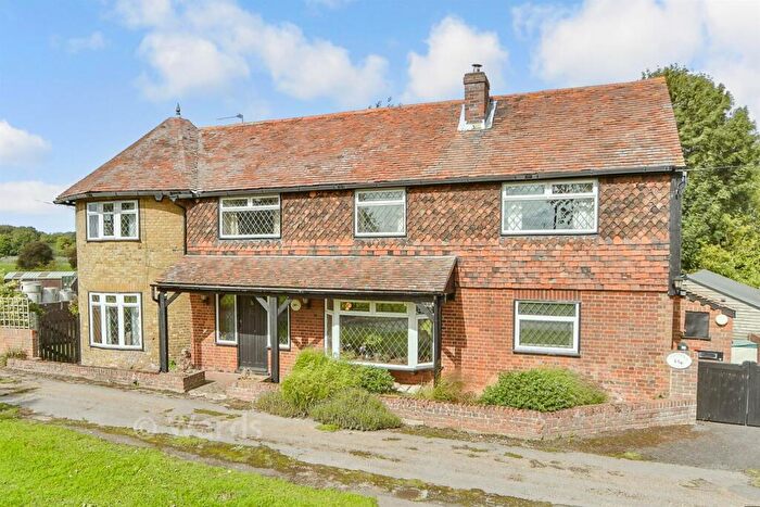4 Bedroom Detached House For Sale In The Street, Stockbury, Sittingbourne, Kent, ME9