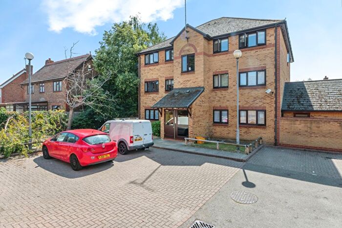 2 Bedroom Flat For Sale In Wharf Road, Grays, Essex, RM17