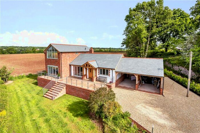 4 Bedroom Detached House For Sale In Uffculme Road, Craddock, Cullompton, Devon, EX15