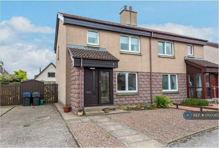 3 Bedroom Semi-Detached House To Rent In Farrochie Gardens, Stonehaven, AB39