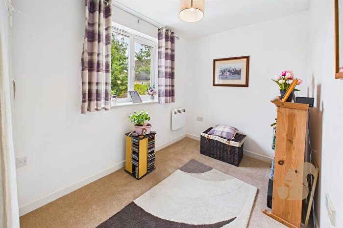 2 Bedroom Flat For Sale In Eider Close, Stowmarket, IP14