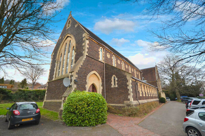 1 Bedroom Flat To Rent In East Street, Farnham, GU9