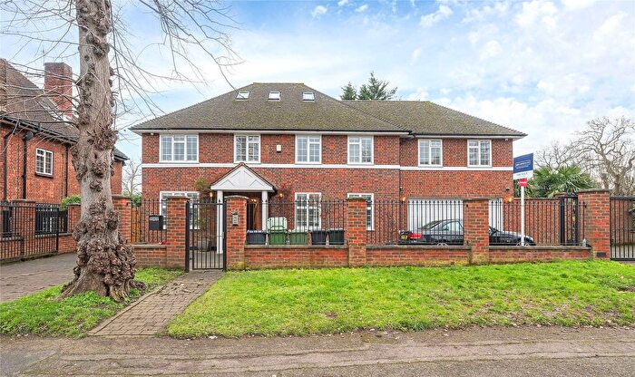 6 Bedroom Detached House For Sale In Lawrie Park Avenue, London, SE26
