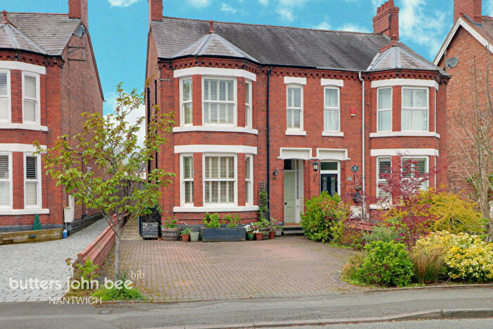 3 Bedroom Semi-Detached House For Sale In London Road, Nantwich, CW5