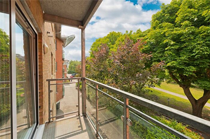 2 Bedroom Apartment To Rent In Hersham Road, Walton-on-Thames, Surrey, KT12