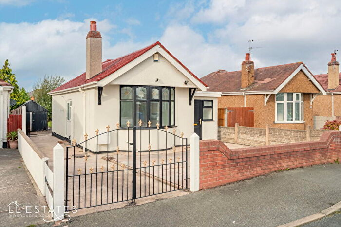 2 Bedroom Detached Bungalow For Sale In Handsworth Crescent, Rhyl, LL18