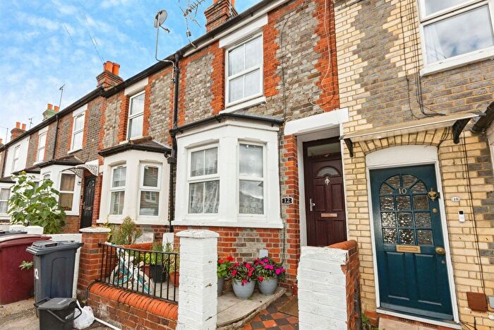 3 Bedroom Terraced House For Sale In Brighton Road, Reading, RG6