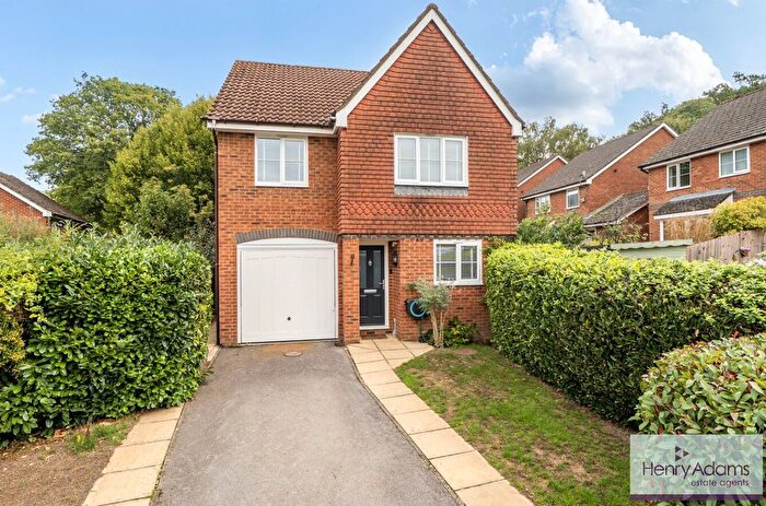 3 Bedroom Detached House For Sale In Todmore, Greatham, GU33