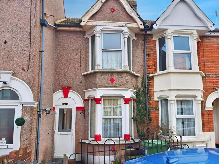 3 Bedroom Terraced House For Sale In James Street, Sheerness, Kent, ME12