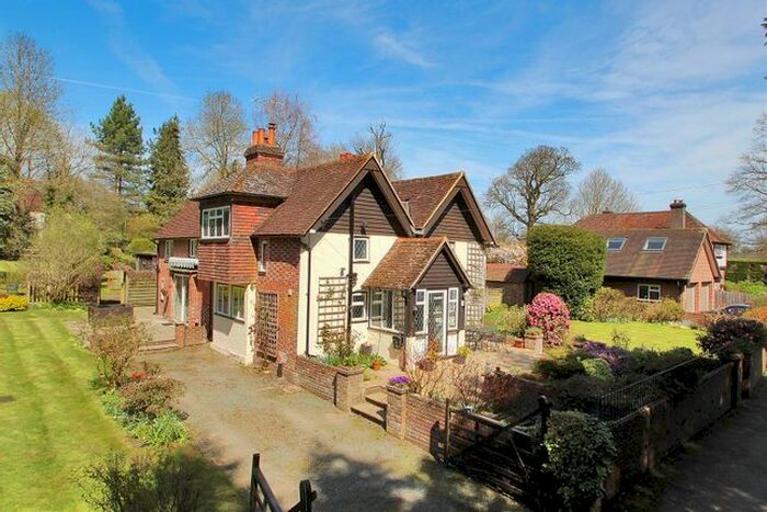 4 Bedroom Semi-Detached House For Sale In Doubleton Lane, Penshurst, Tonbridge TN11