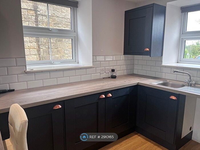 2 Bedroom Flat To Rent In Dunlop House, Crowborough, TN6