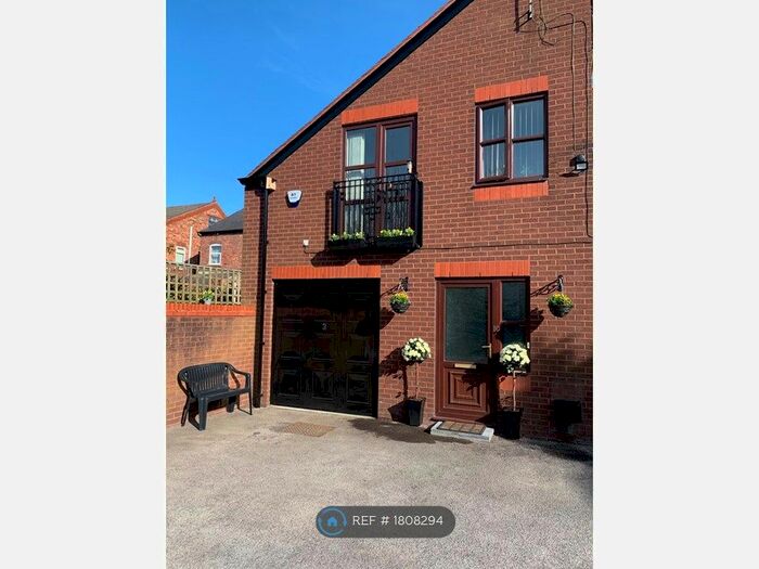 2 Bedroom End Of Terrace House To Rent In Myers Court, Liverpool, L23