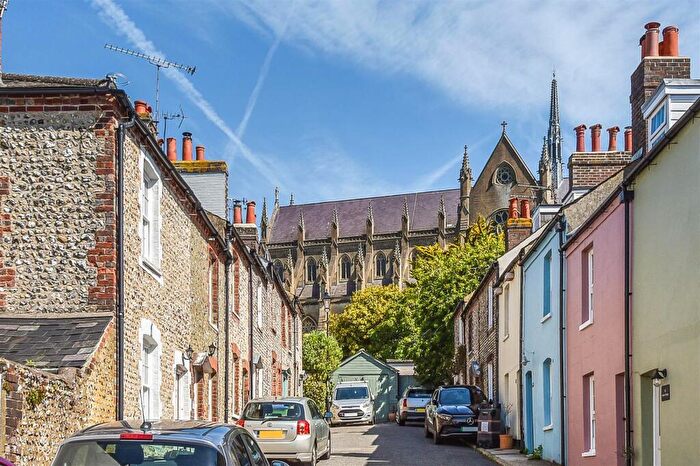 2 Bedroom Terraced House To Rent In Orchard Place, Arundel, BN18