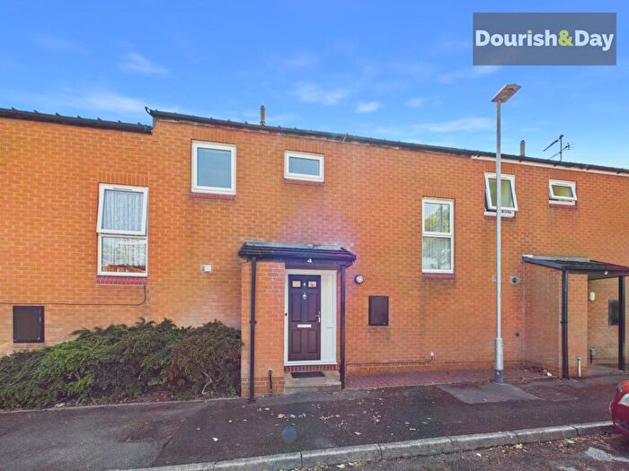 3 Bedroom Terraced House For Sale In Shaw Gardens, Stafford, ST17
