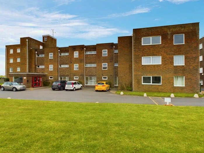 1 Bedroom Flat To Rent In Brighton Road, Lancing, BN15