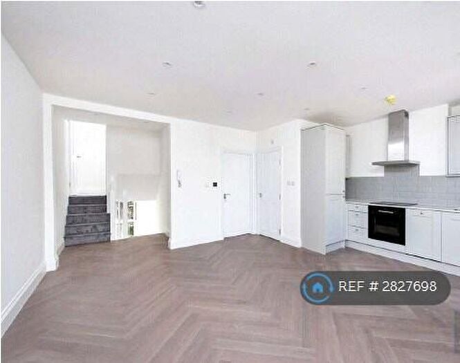 2 Bedroom Flat To Rent In Boundary Road, London, NW8