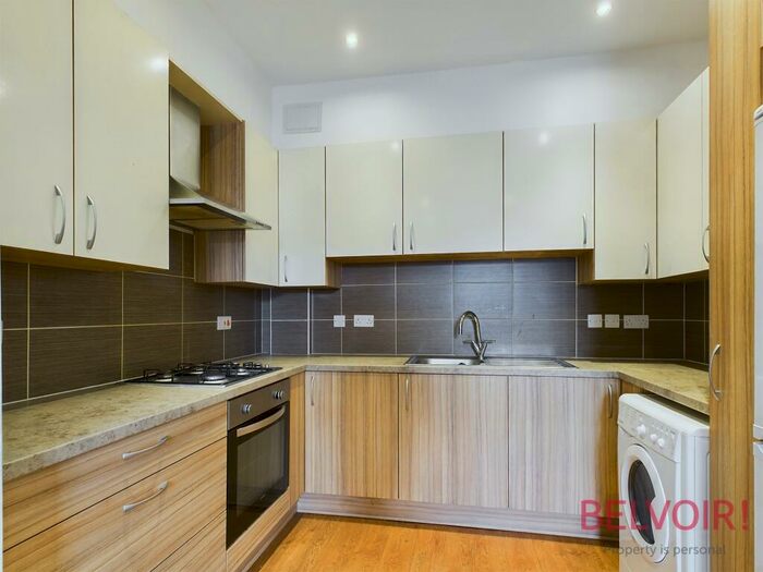 3 Bedroom Flat To Rent In Bucknall New Road, Hanley, Stoke-on-Trent, ST1