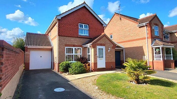 3 Bedroom Detached House For Sale In Balintore Rise, Orton Southgate, Peterborough, PE2