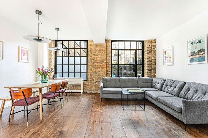 4 Bedroom Terraced House To Rent In Gunmakers Lane, London, E3