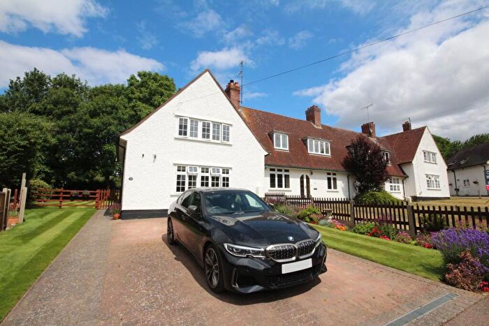 3 Bedroom End Of Terrace House For Sale In Baldock Lane, Willian, Letchworth Garden City, SG6