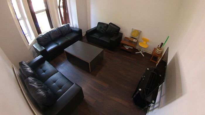 9 Bedroom Semi Detached House To Rent In Victoria Road, Fallowfield, Manchester, M14