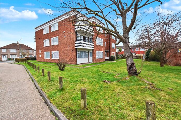 2 Bedroom Flat For Sale In Upton Road, Bexleyheath, DA6