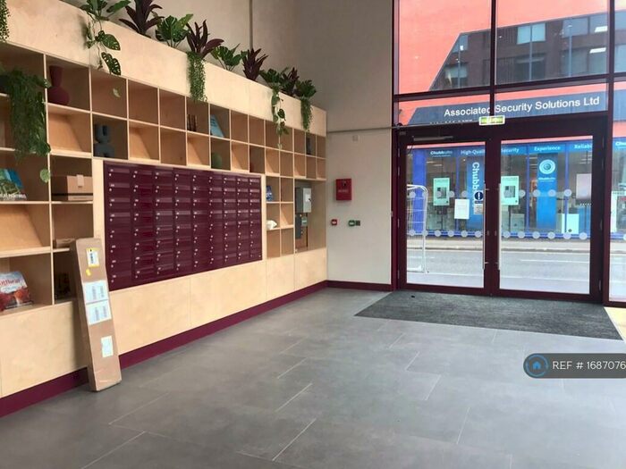 2 Bedroom Flat To Rent In Addington Street, Manchester, M4