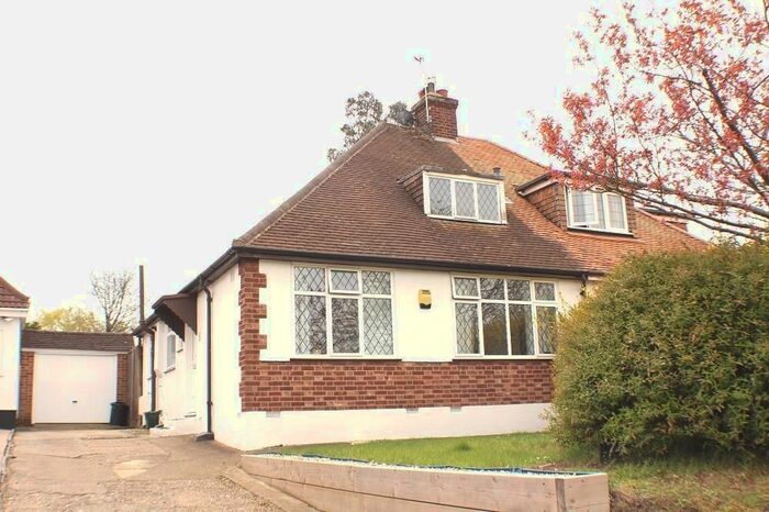 2 Bedroom Property To Rent In Eastcote Road, Ruislip, HA4