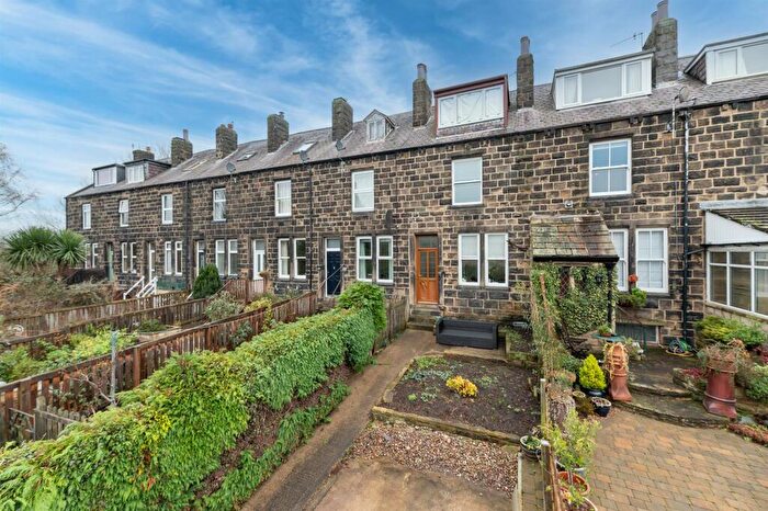 3 Bedroom Terraced House For Sale In Guycroft, Otley, LS21