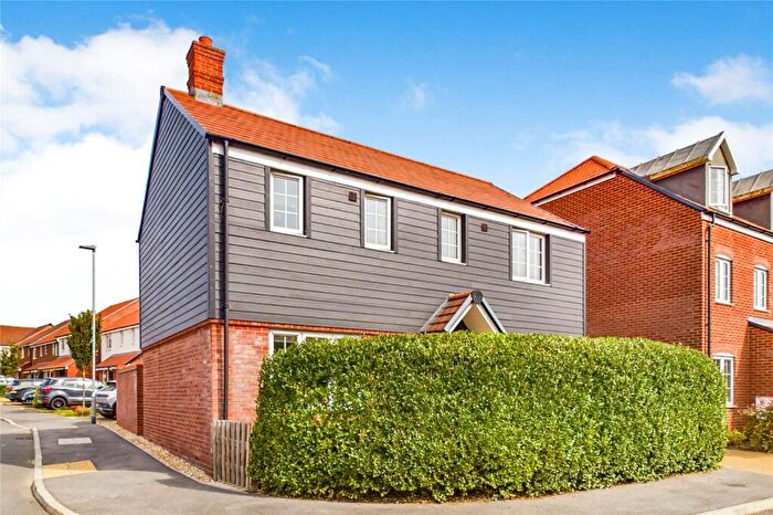 3 Bedroom Detached House For Sale In Dukes Meadow, Bramley, Tadley, Hampshire, RG26