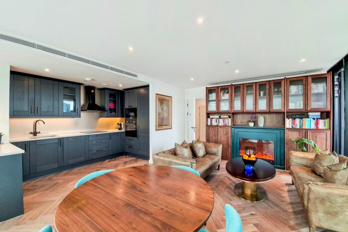 2 Bedroom Flat For Sale In Merino Wharf, London Dock, Wapping, E1W