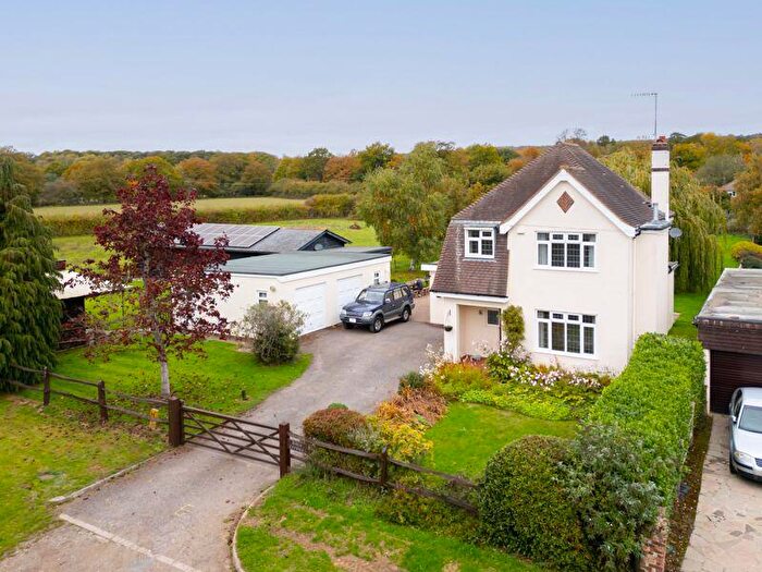 4 Bedroom Detached House For Sale In Rushton Avenue, South Godstone, RH9