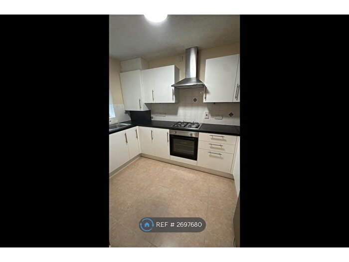 3 Bedroom Terraced House To Rent In Badminton Mews, London, E16