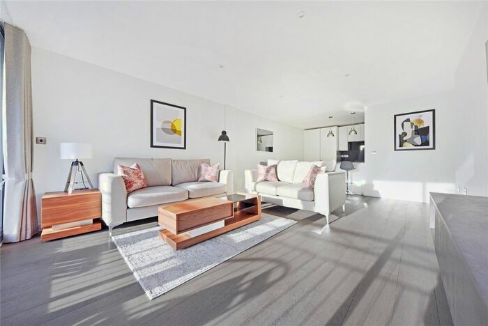 2 Bedroom Flat To Rent In Waterloo Road, Tower Bridge, SE1