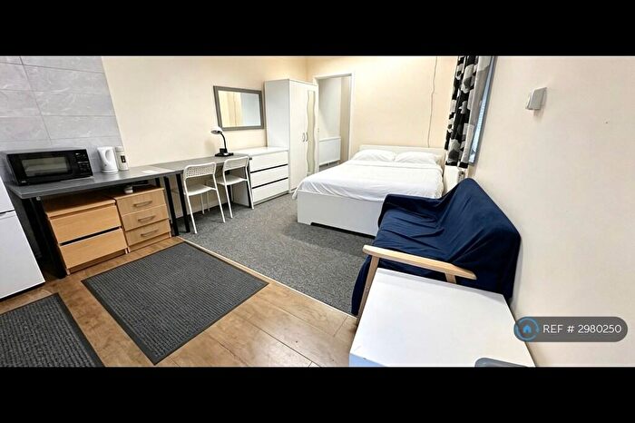 Studio To Rent In London Road Nearby To Hospital/Uni, Reading, RG1