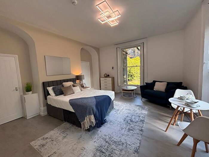 Studio To Rent In Virginia House, LS6